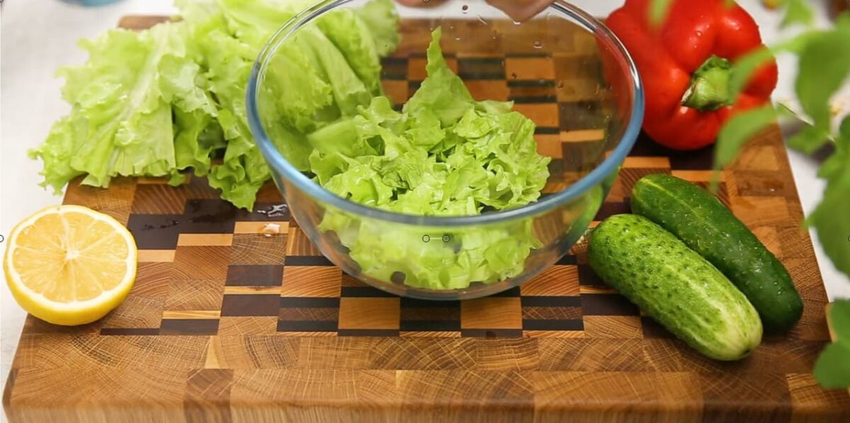 Салат без майонеза на праздничный стол: 3 рецепта