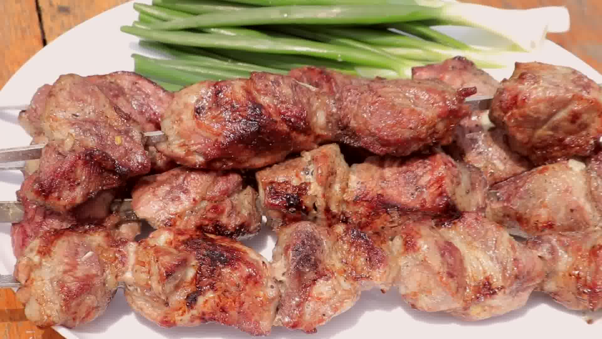 Рецепт шашлыка из свинины самый вкусный и сочный