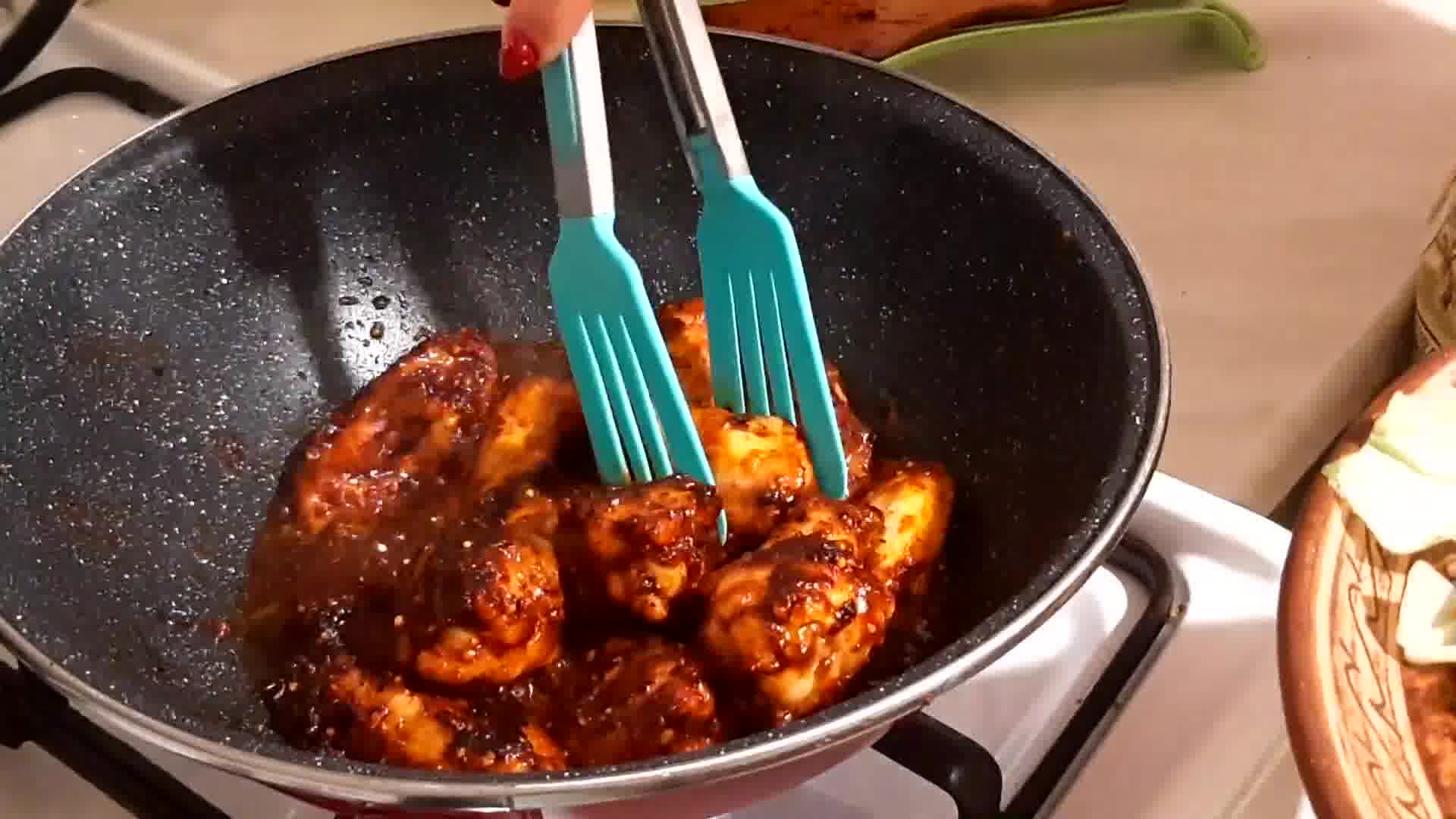 7 рецептов идеальных крылышек – на мангале, в духовке, барбекю
