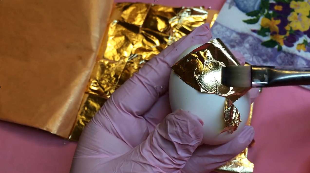 Как покрасить яйца на Пасху – 11 красивых и необычных способов